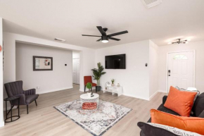 Belle of The Base! 3BR Entire House - JBSA Randolph - Fort Sam Houston - San Antonio Attractions